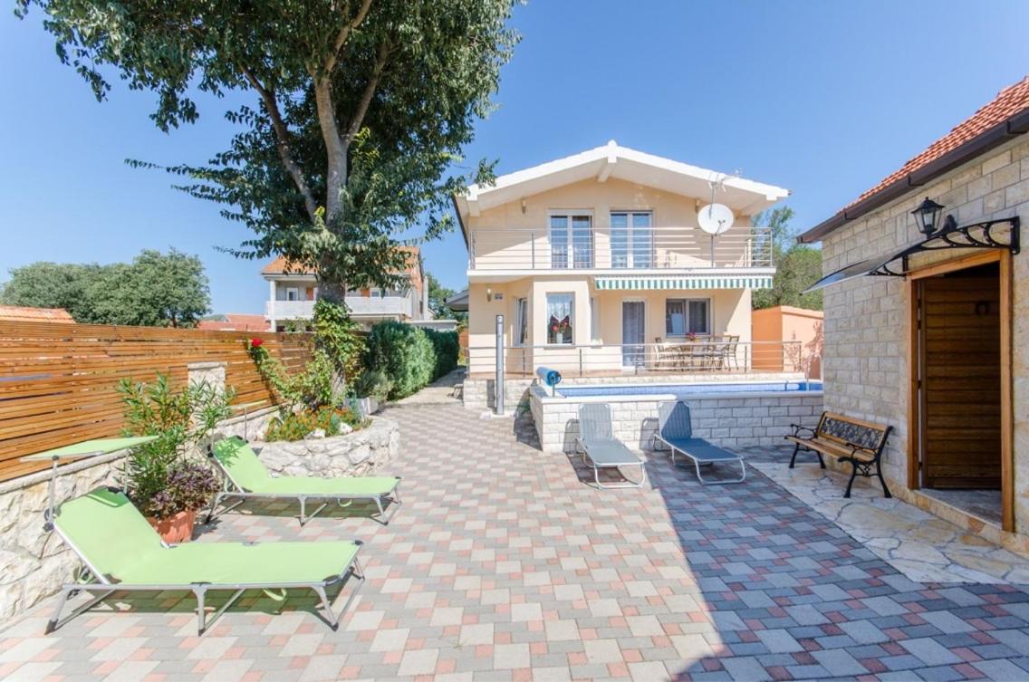 Dalmatian Village Charm - Spacious Villa With Pool Near Trogir Primorski Dolac Buitenkant foto